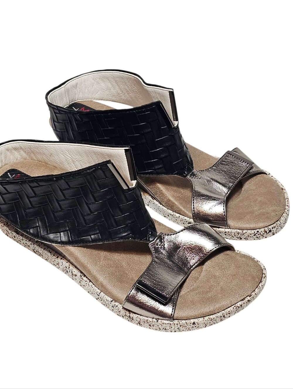 Modzori Womens 7 Kleo Sandals Shoes Reversible White Flip To Black Wedge Slip On - Picture 3 of 9